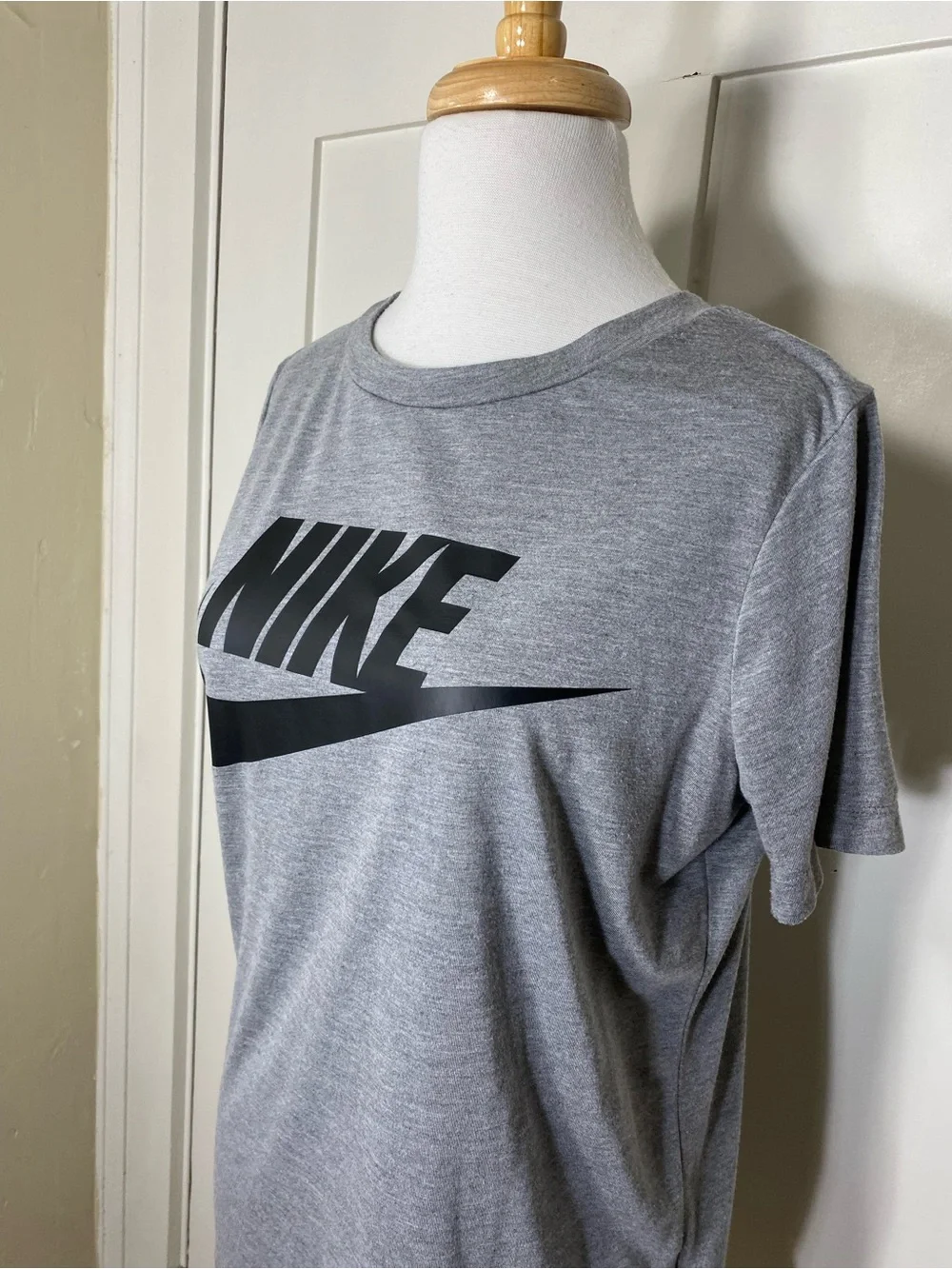 Nike Sportswear Logo T-shirt Short Sleeve M